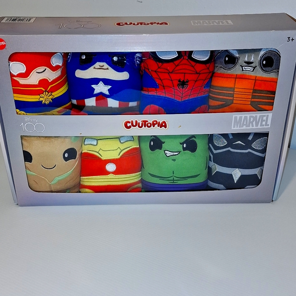 Marvel Character Cutpoia Set